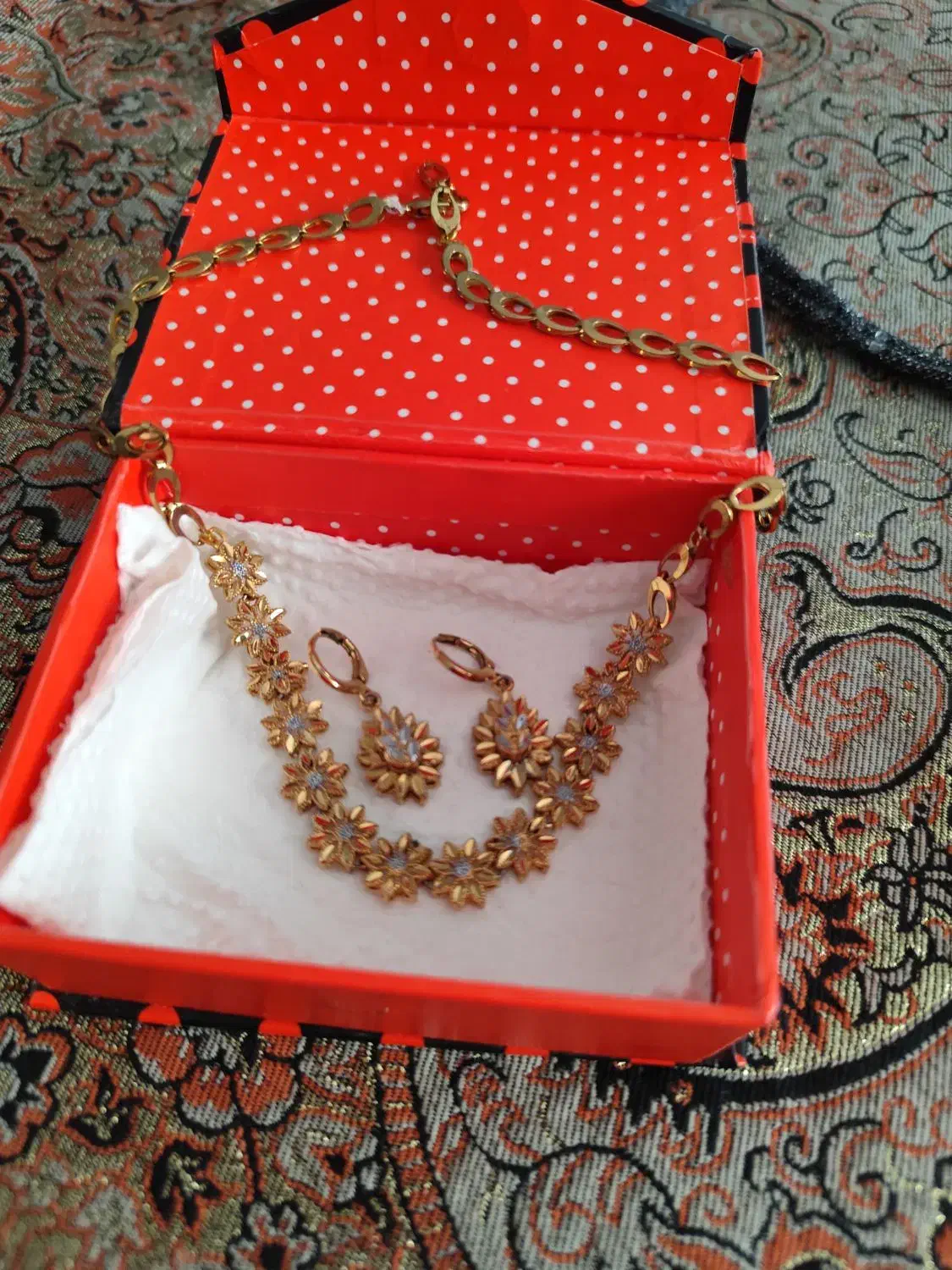 ست گردنی وگوشواره|بدلیجات|همدان, |دیوار