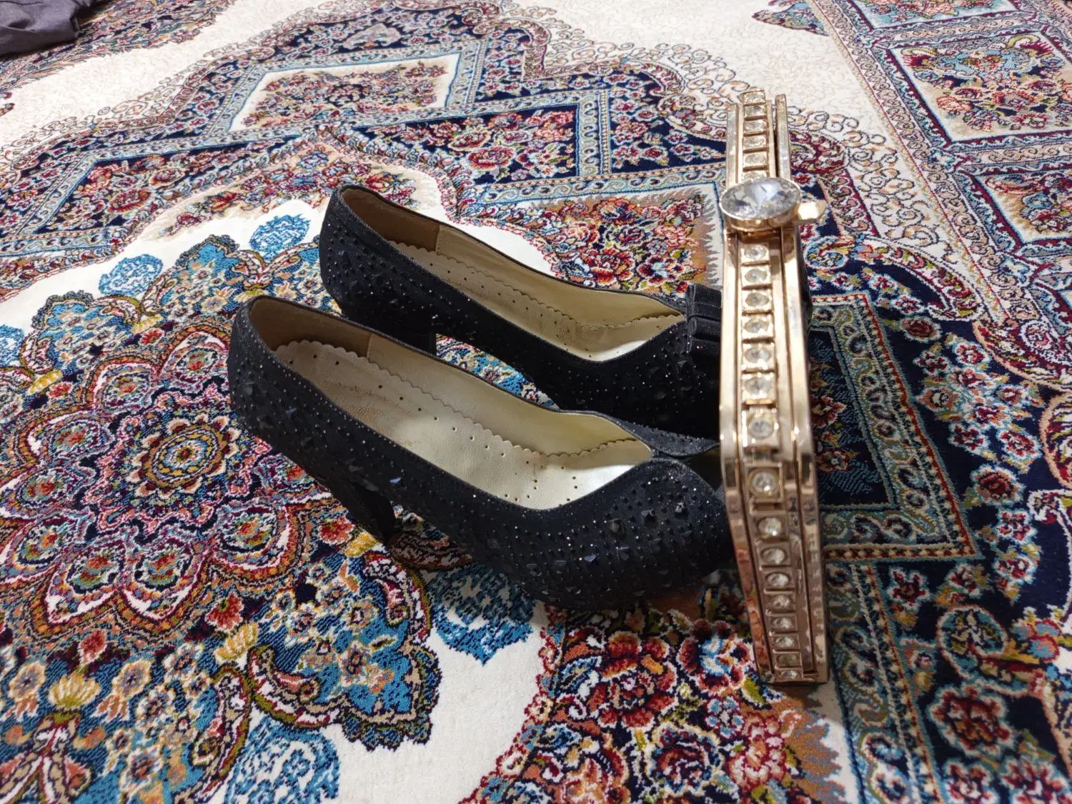 درحدنو|لباس|ماهدشت, |دیوار