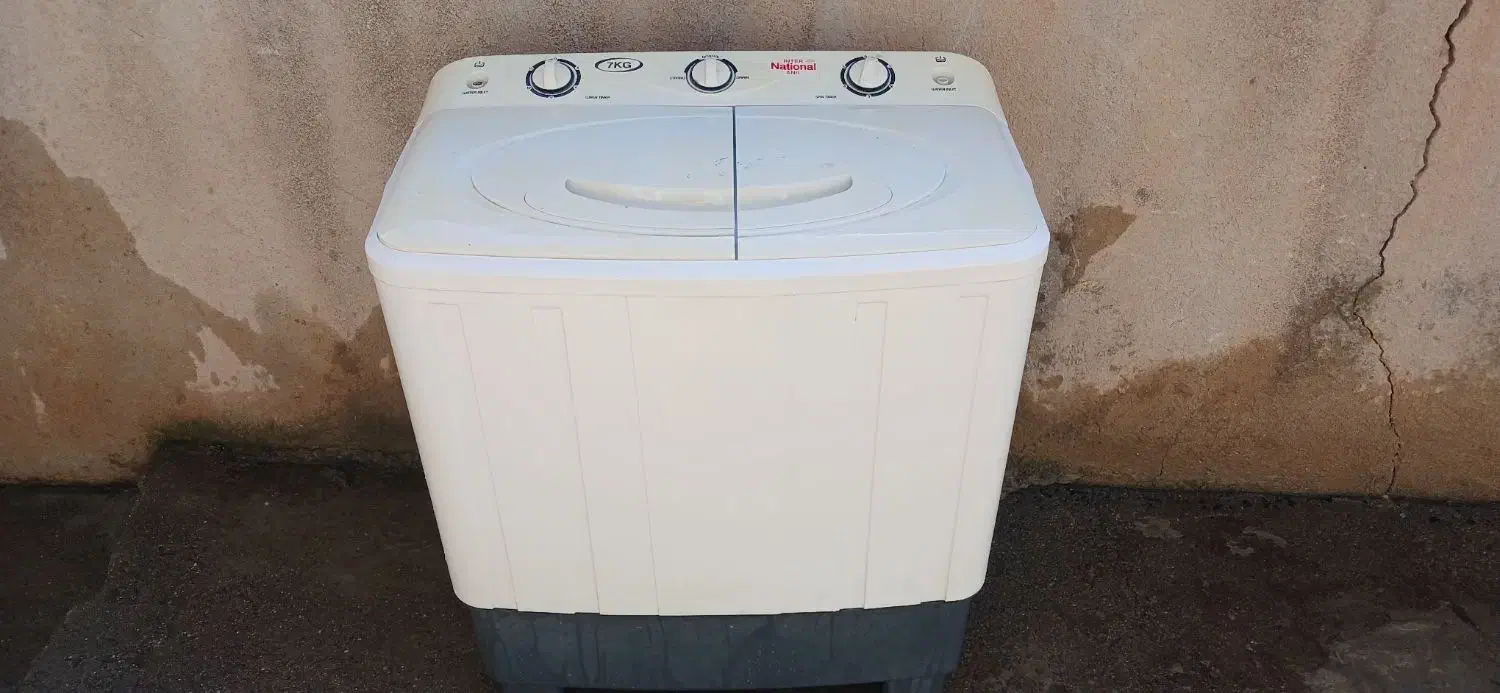 لباس شویی (کهنه شور )|ماشین لباسشویی و خشک‌کن لباس|سقز, |دیوار