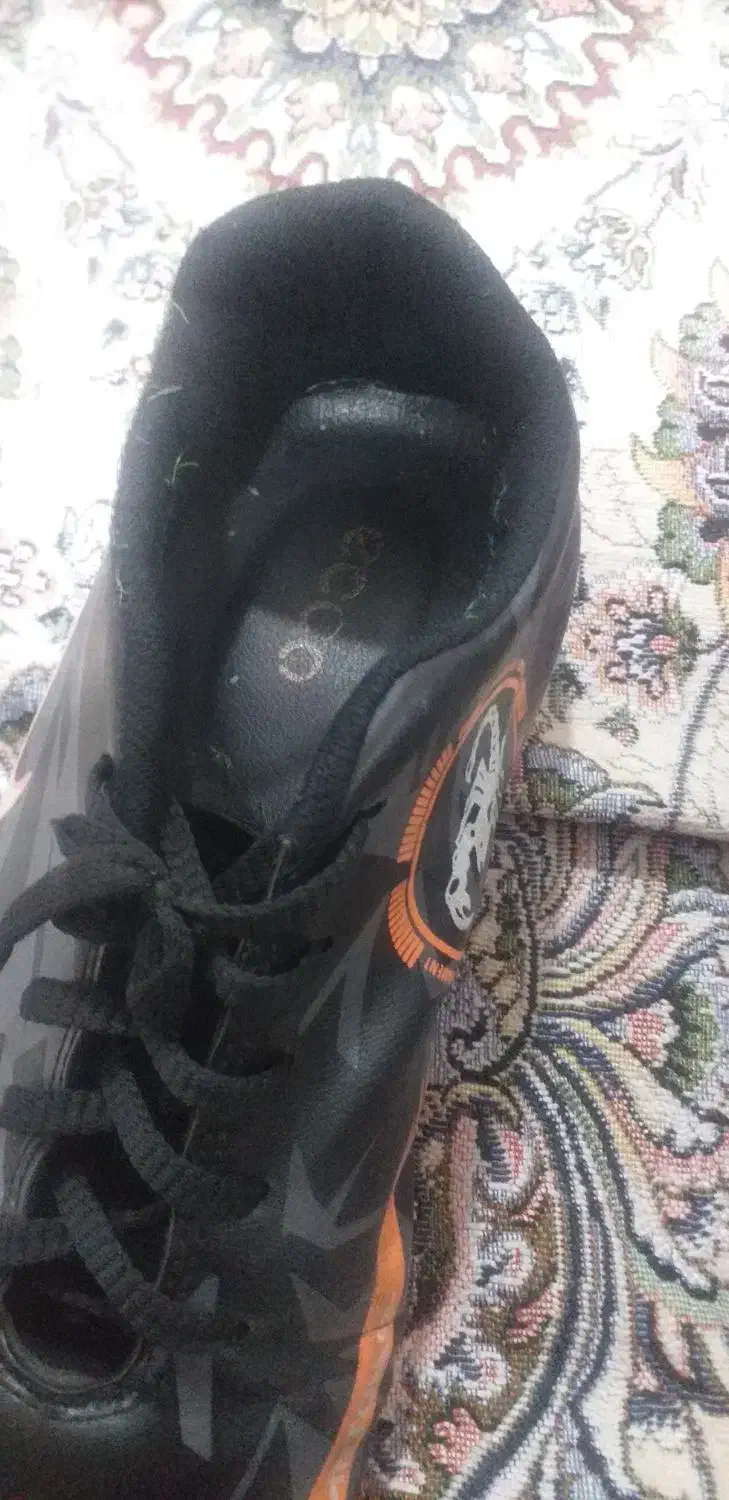 کفش چمن فوتبالی|کیف، کفش، کمربند|ارومیه, |دیوار