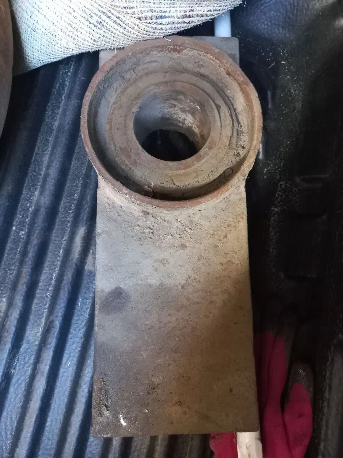 چرخ بیل زنجیری قدیمی|قطعات یدکی و لوازم جانبی|اصفهان, حسینآباد|دیوار