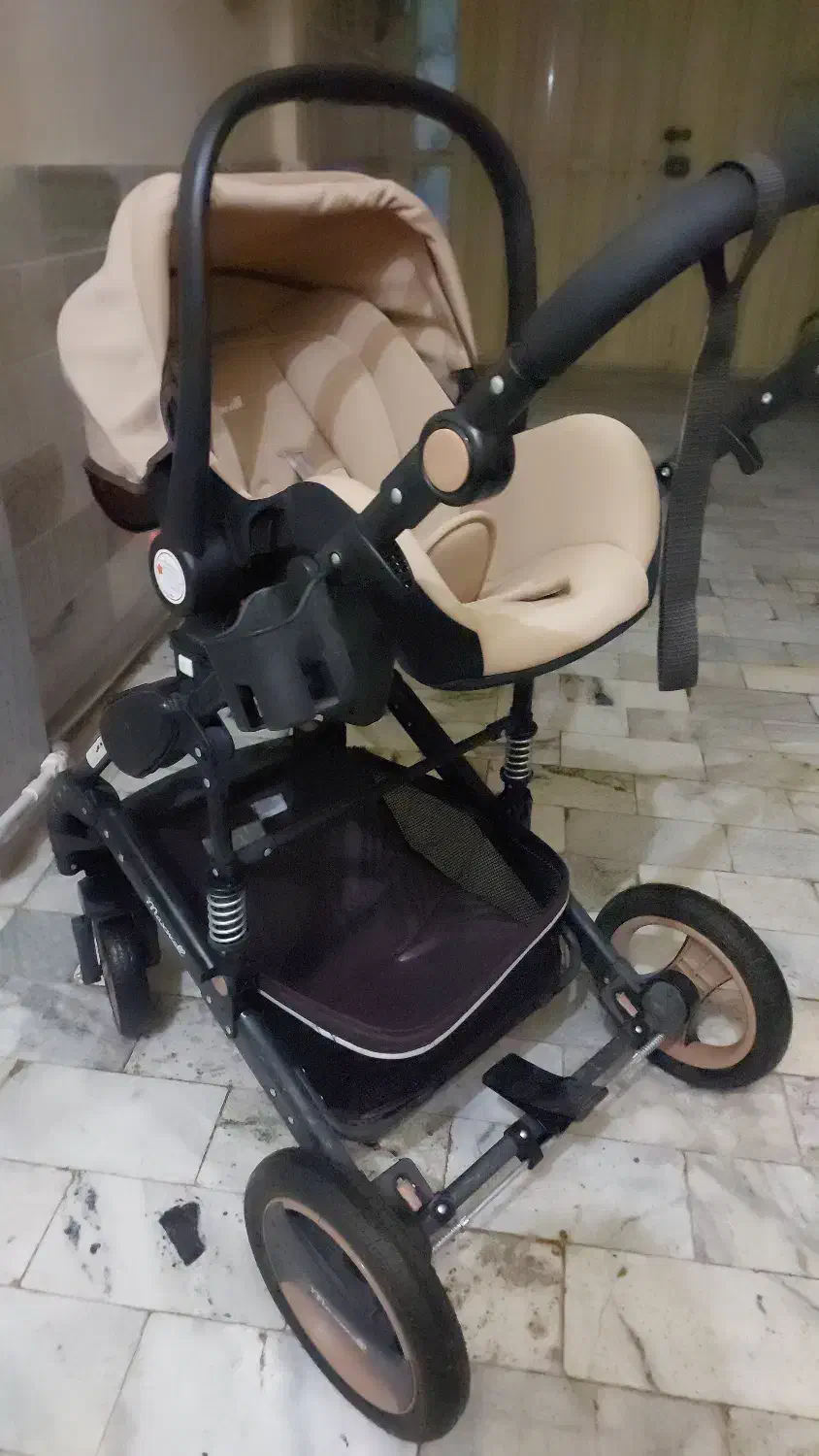 سیسمونی کودک|کالسکه و لوازم جانبی|لاهیجان, انقلاب|دیوار