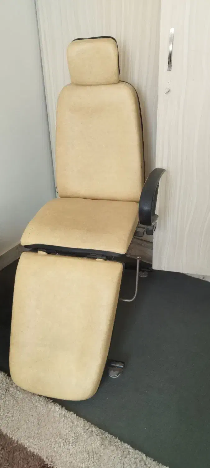 صندلی اصلاح|آرایشگاه و سالن‌های زیبایی|ری, منصوریه منگل|دیوار