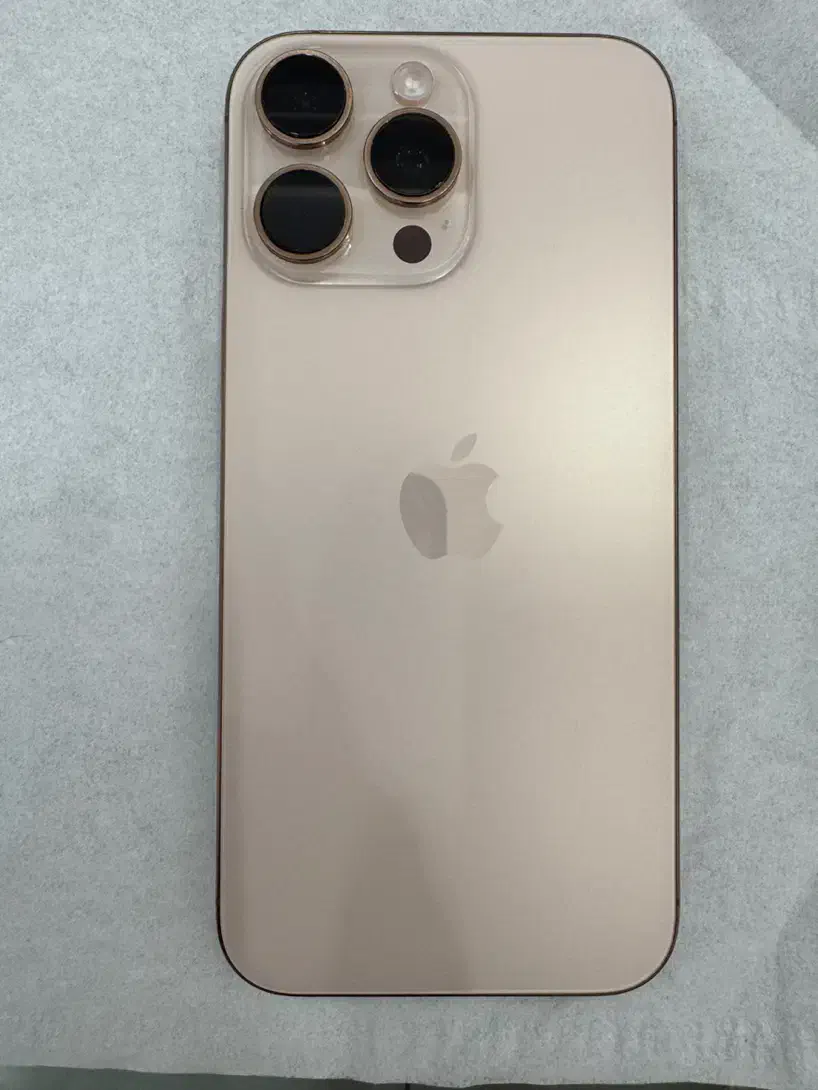 ایفون ۱۶ پرومکس ۲۵۶|موبایل|یزد, |دیوار