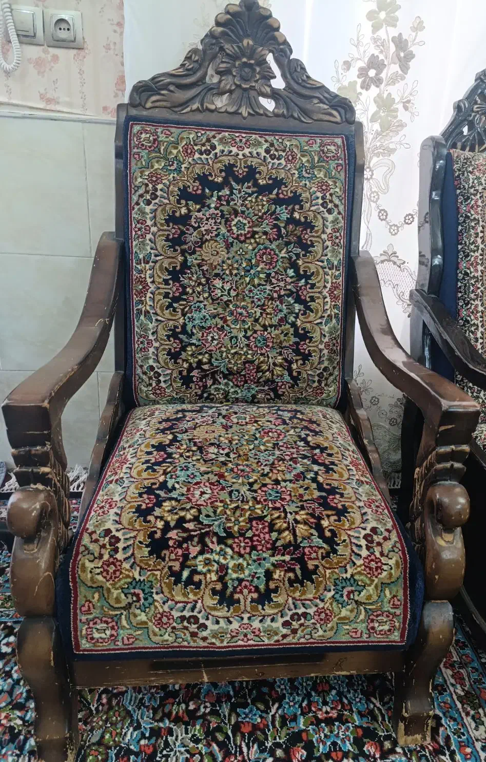 مبل قالی با چوب گردو وقالی کرمون و مبل قالی تهران|مبلمان خانگی و میز عسلی|رفسنجان, |دیوار