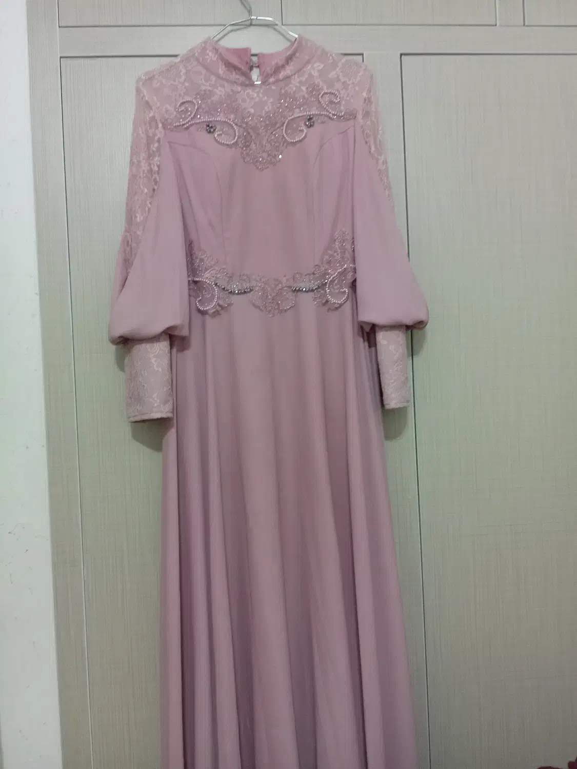 لباس مجلسی|لباس|نجفآباد, طالقانی|دیوار