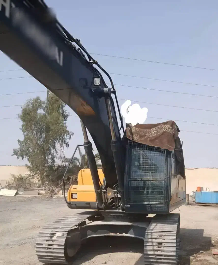 بیل مکانیکی هیوندای ۲۱۰|خودرو سنگین|اهواز, زیتون کارمندی|دیوار