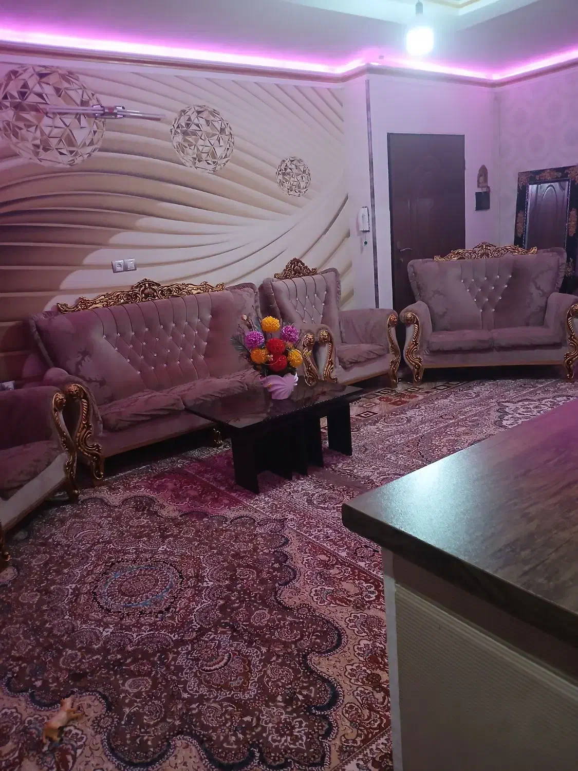 مبلمان راحتی|مبلمان خانگی و میز عسلی|تاکستان, |دیوار