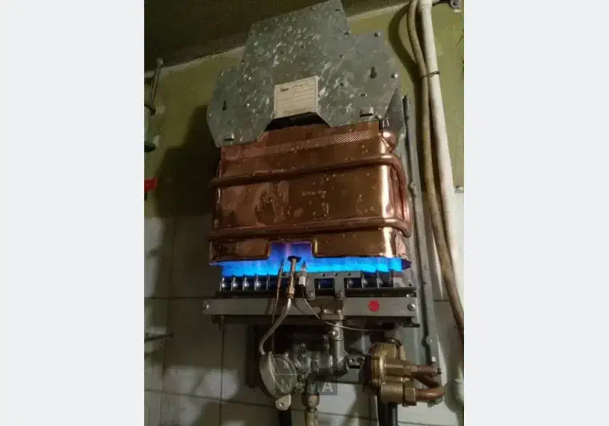 تعمیر انواع پکیج و آبگرمکن و لوازم گازسوز|خدمات پیشه و مهارت|بروجرد, |دیوار