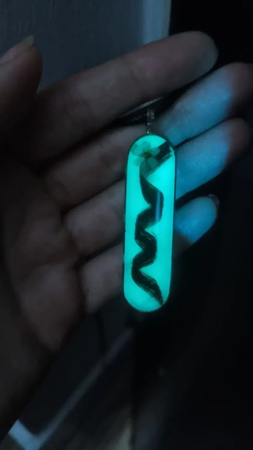 گردنبند رزینی گیسو موی یار|زیورآلات و اکسسوری|شیراز, شیشه‌گری|دیوار