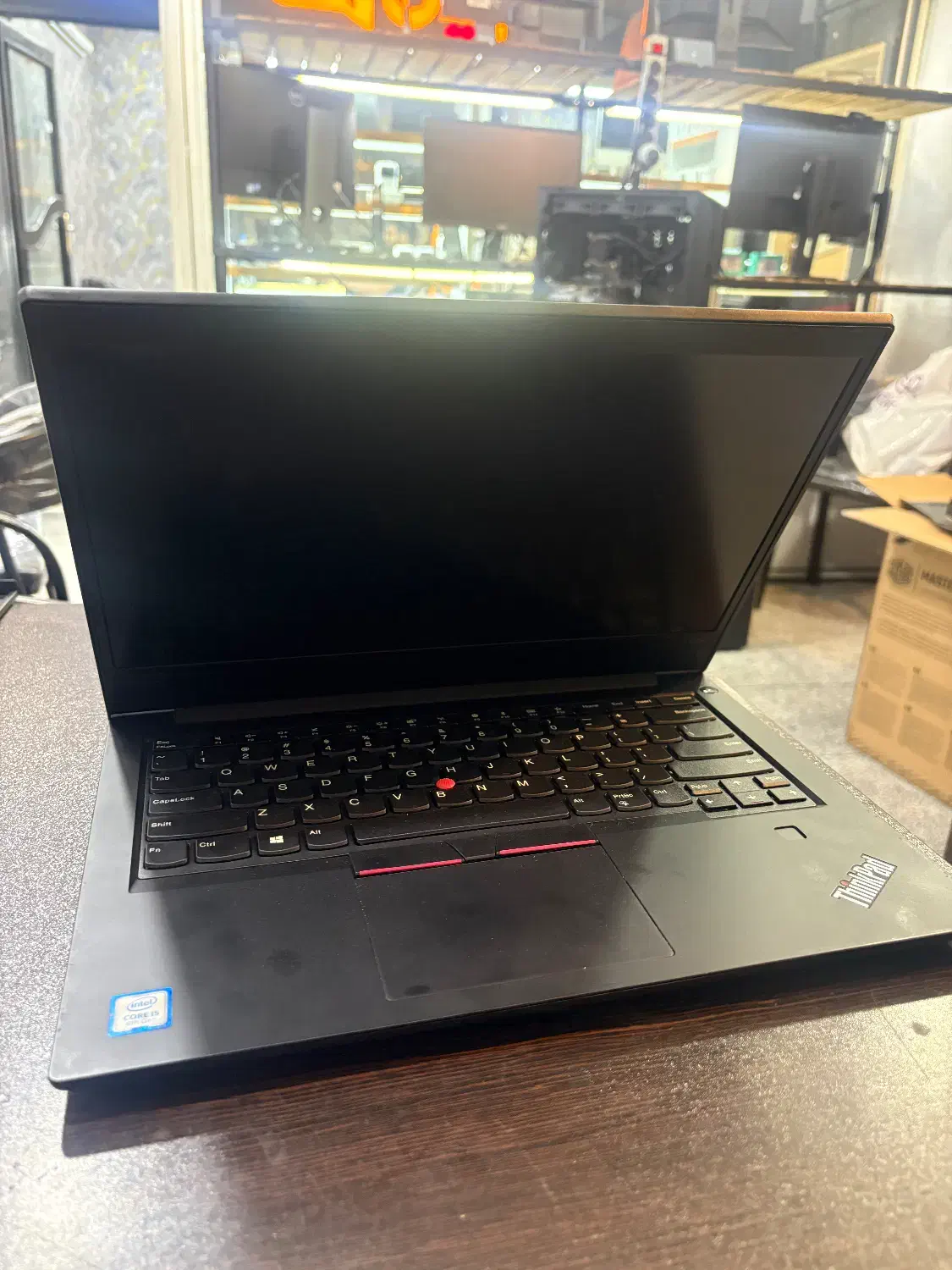 Lenovo think pad t490|رایانه همراه|تهران, فلسطین (میدان انقلاب)|دیوار