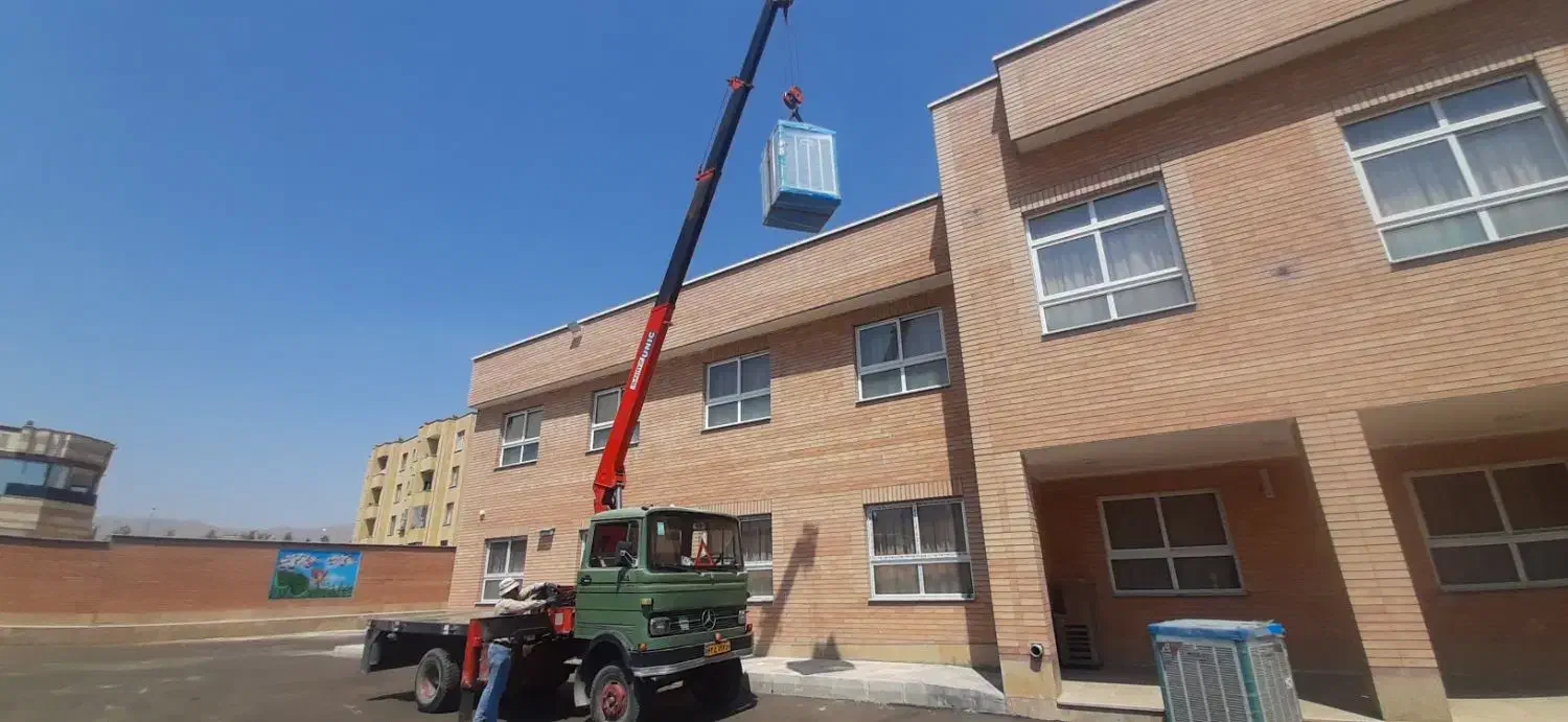 خدمات جرثقیل|خدمات حمل و نقل|فولادشهر, سایت صنعتی کاوه|دیوار