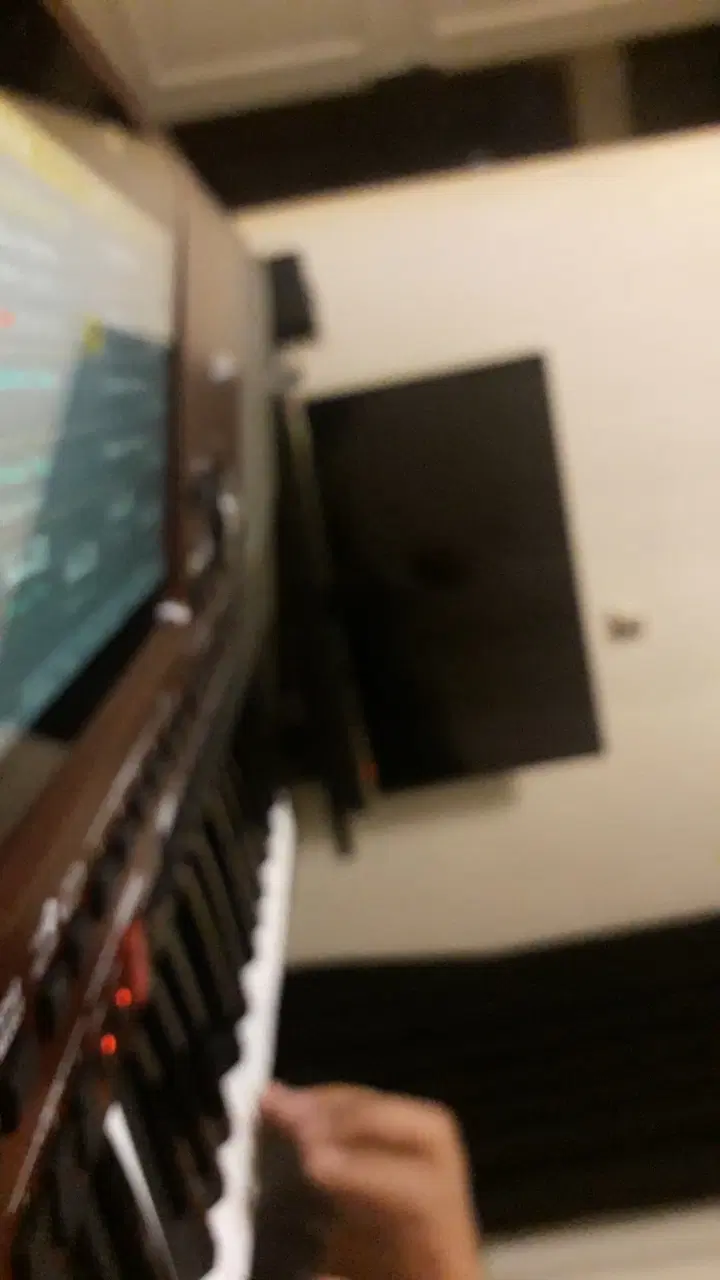 korg pa700or|پیانو، کیبورد، آکاردئون|کرمانشاه, |دیوار