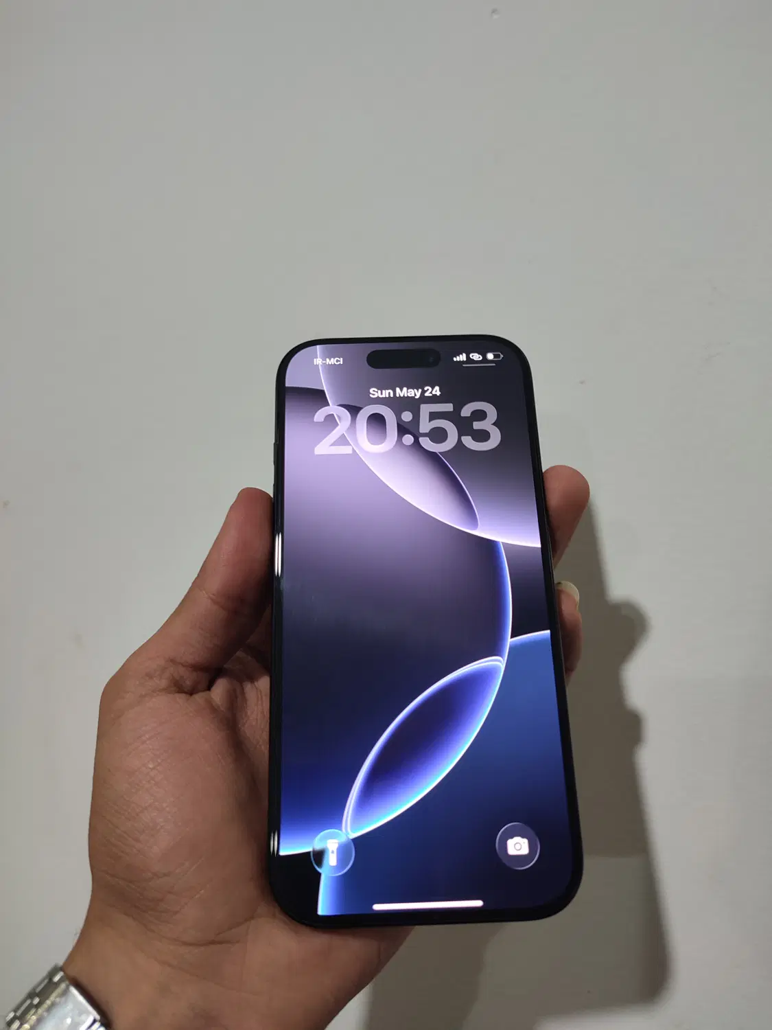 16 pro 128 ch|موبایل|اصفهان, نقش جهان|دیوار