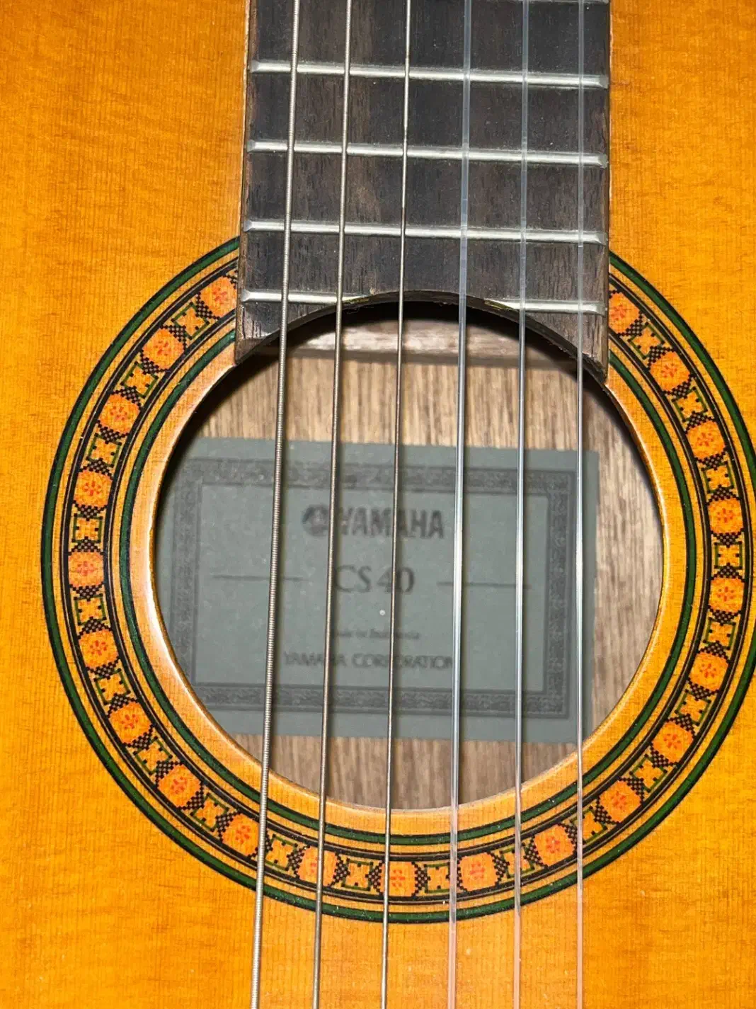 گیتارcs40|گیتار، بیس، امپلیفایر|فردیس, منظریه|دیوار