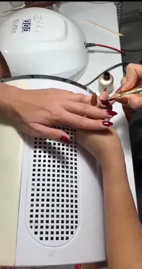 استخدام ناخن کاردر سالن زیبایی|استخدام درمانی، زیبایی، بهداشتی|تهران, تهرانپارس شرقی|دیوار