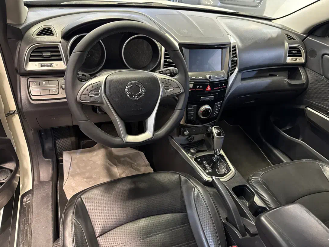 تیوولی ۲۰۱۷ فابریک کمکار استثنایی|خودرو سواری و وانت|شیراز, فرهنگ شهر|دیوار