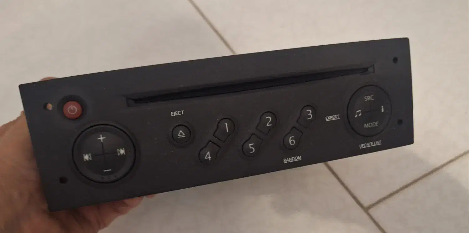 ضبط فابریک مگان اصل فرانسه|صوتی و تصویری|تهران, تهرانپارس جنوبی|دیوار