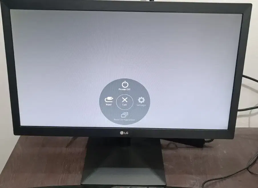 مانیتور ۲۰ اینچ LG HDMI|قطعات و لوازم جانبی رایانه|قزوین, |دیوار