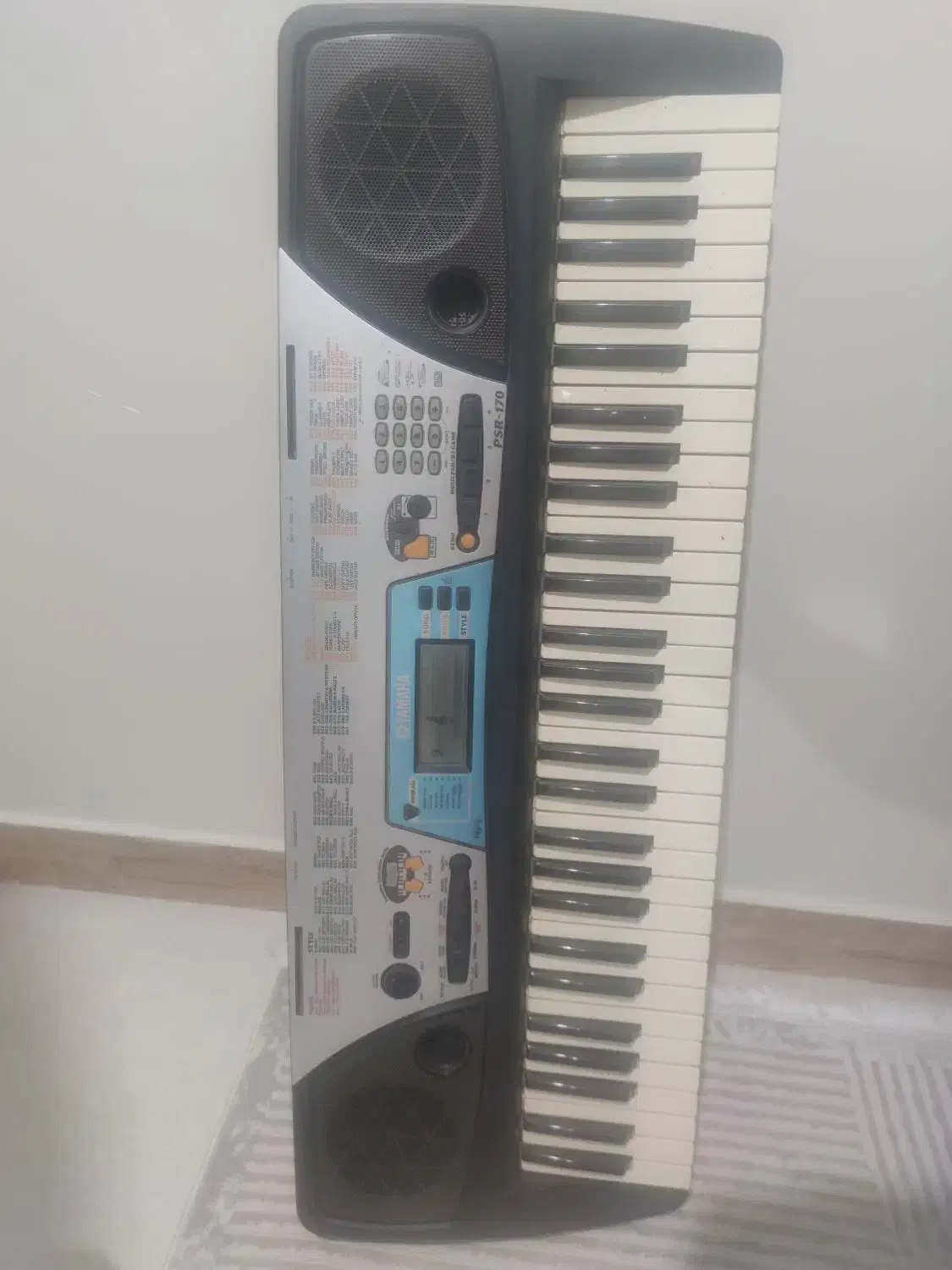 ارگPSR170|پیانو، کیبورد، آکاردئون|پرند, فاز ۱|دیوار