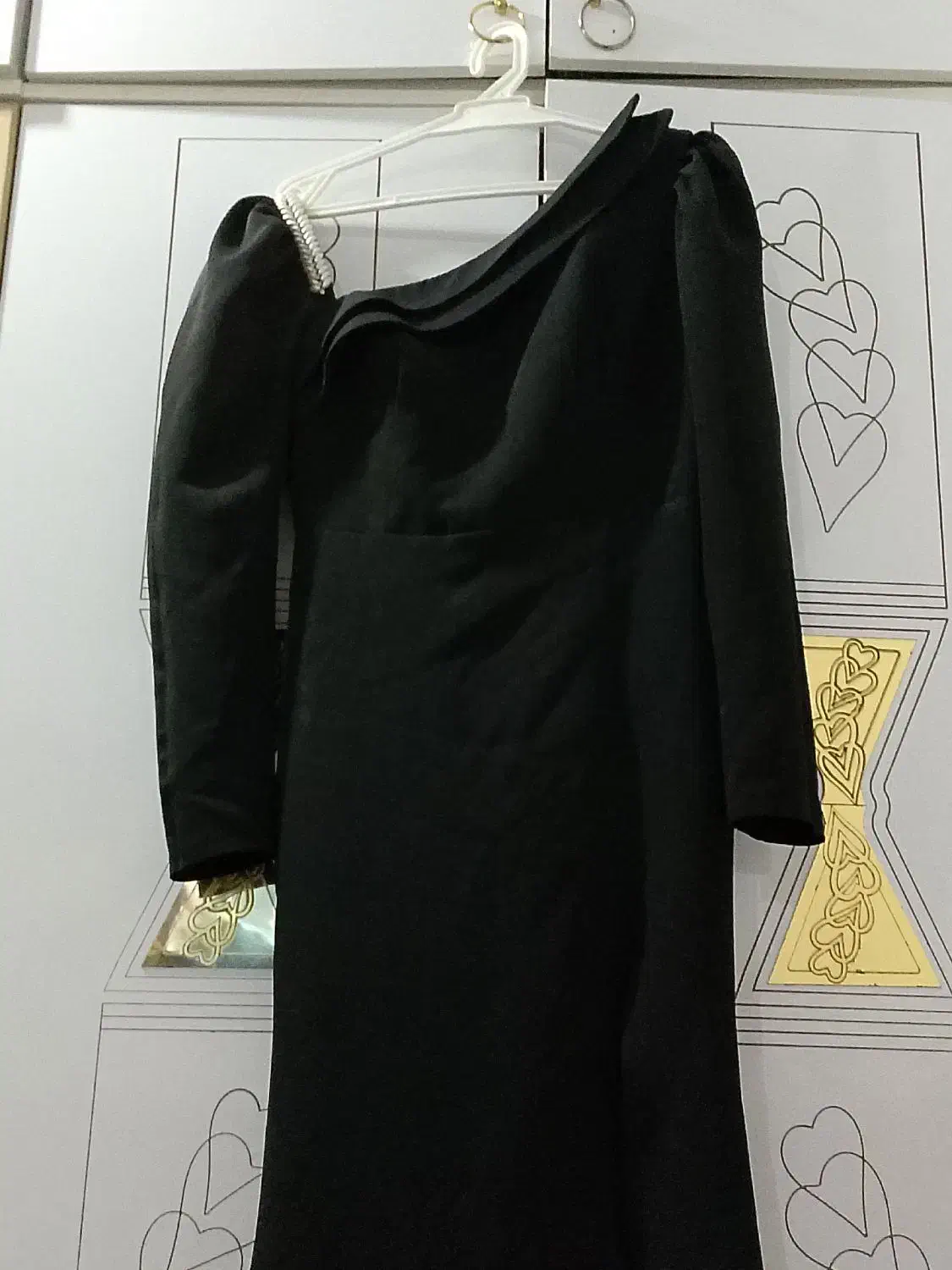 لباس شب|لباس|شادگان, |دیوار