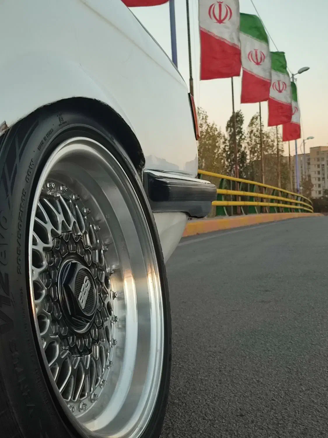 بی ام و ۳۲۰ کلاسیک bmw|خودرو کلاسیک|تهران, سنگلج (شاپور)|دیوار