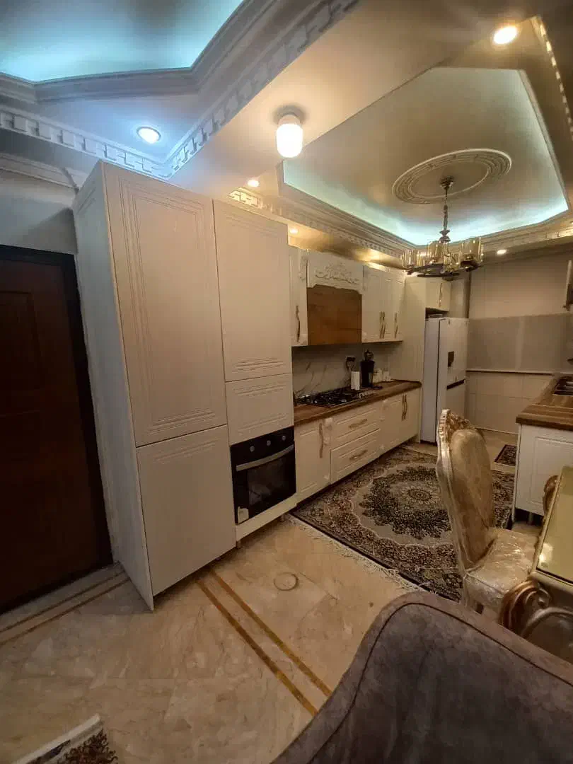 آپارتمان ۹۲ متری ۲ خواب طبقه‌ی دوم تک واحدی