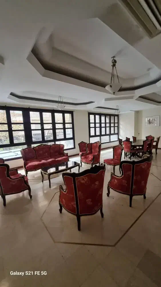 160متر سه خوابه باغستان دوم