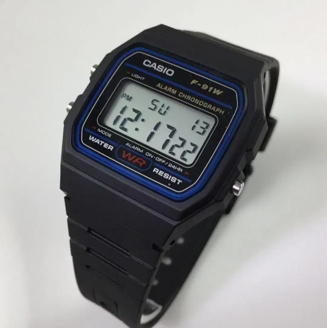 حراج ساعت کاسیو اصلی باضمانت اصلی فروش عمده وتکی|ساعت|اصفهان, کوی ولی عصر|دیوار