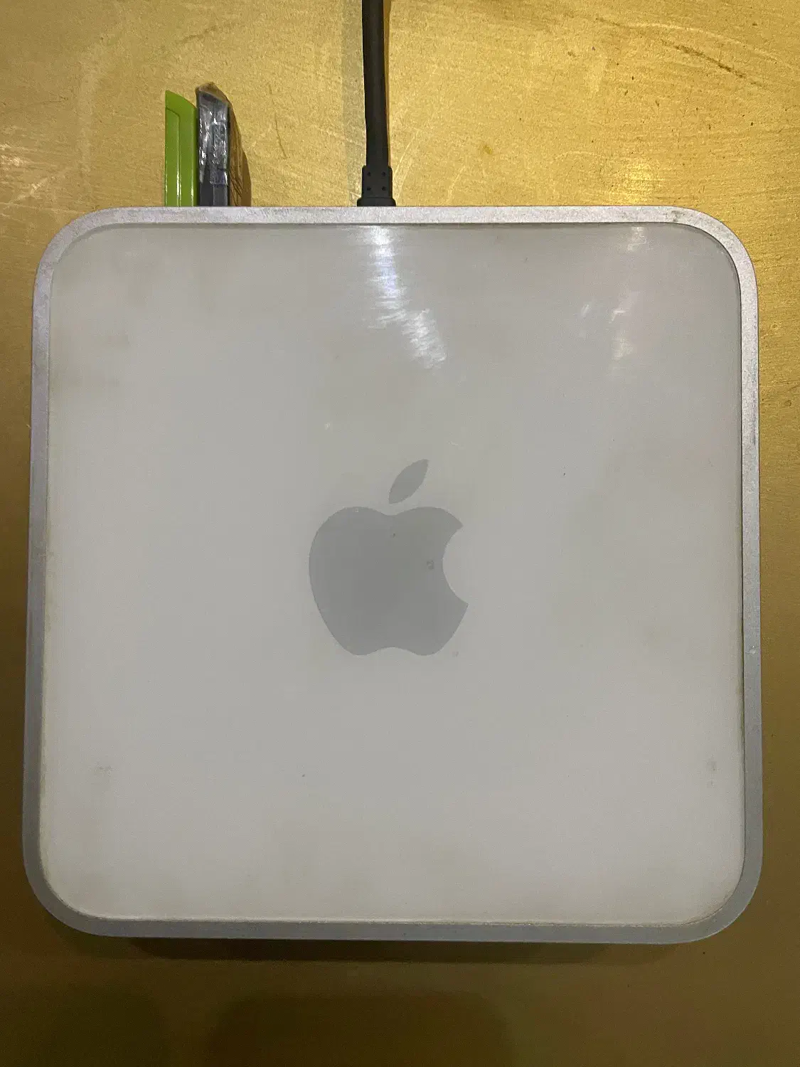 یک عدد مینی کامپیوتر اپل|قطعات و لوازم جانبی رایانه|کرج, کمال‌شهر|دیوار