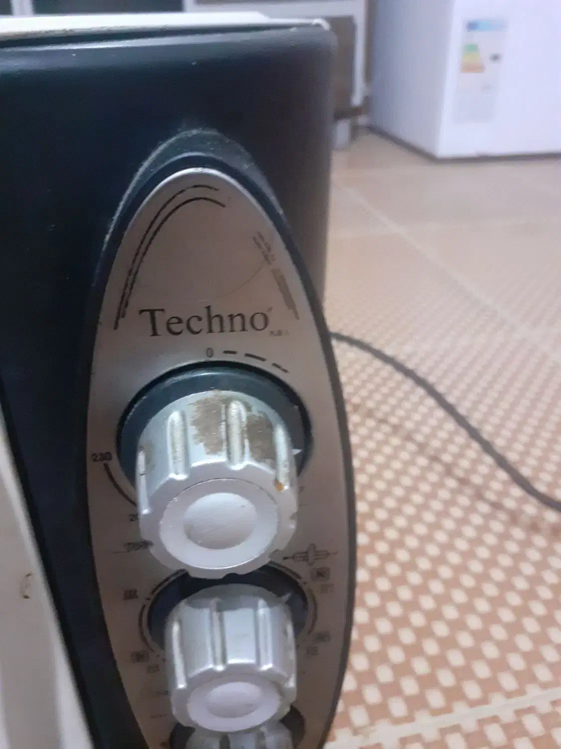 دو عدد توستر|سایر لوازم برقی|چغادک, |دیوار