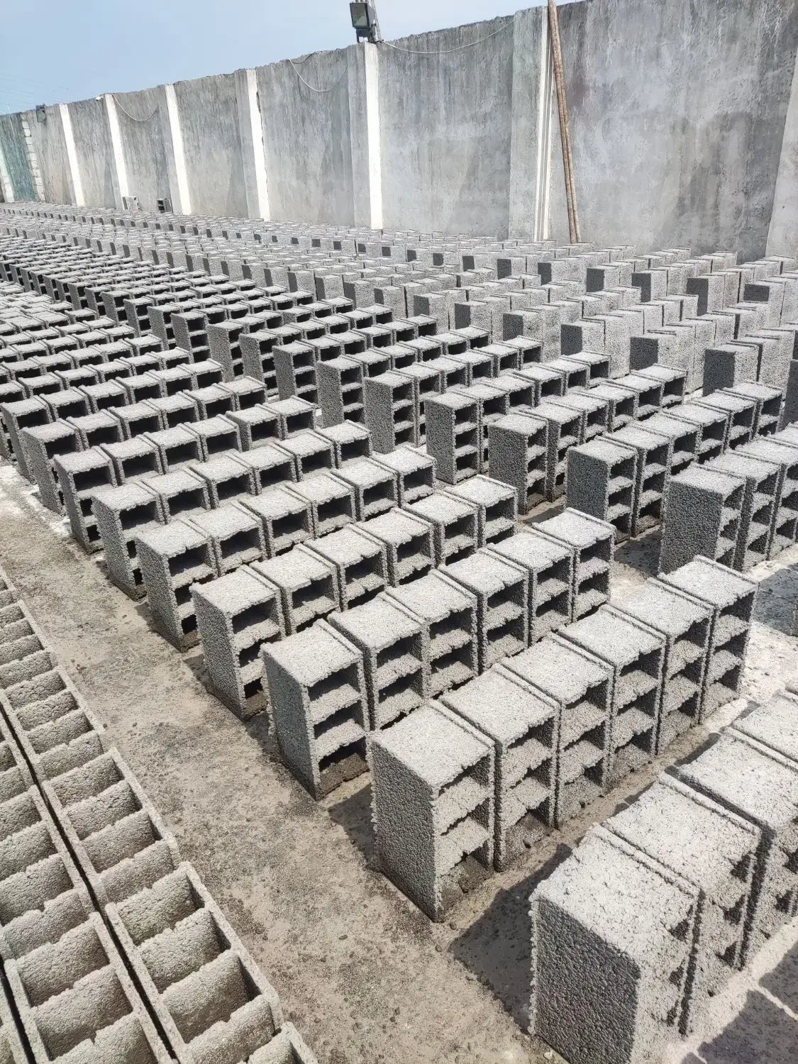 بلوک|مصالح و تجهیزات ساختمان|رشت, لاکان|دیوار