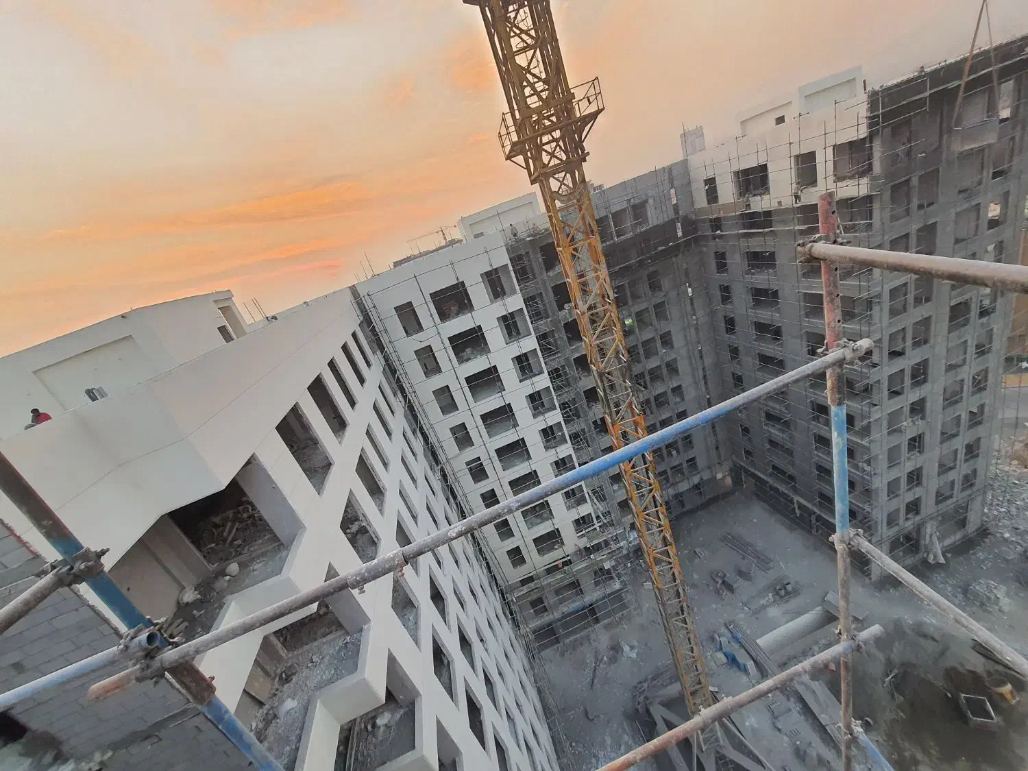 برج باغ رویال هما/تحویل۶ماه /۱۰۹متر/حاج آقا قربانی|فروش آپارتمان|تهران, شهرک هما|دیوار