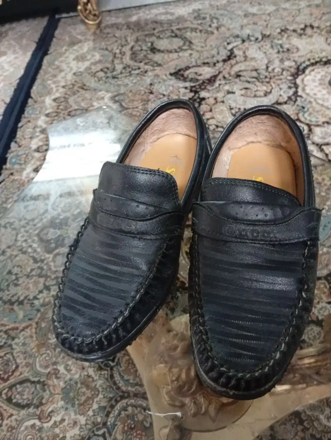 یک جفت کفش ساق دار  ودوجفت مجلسی پسرانه یک میلیون|کفش و لباس بچه|بروجرد, |دیوار