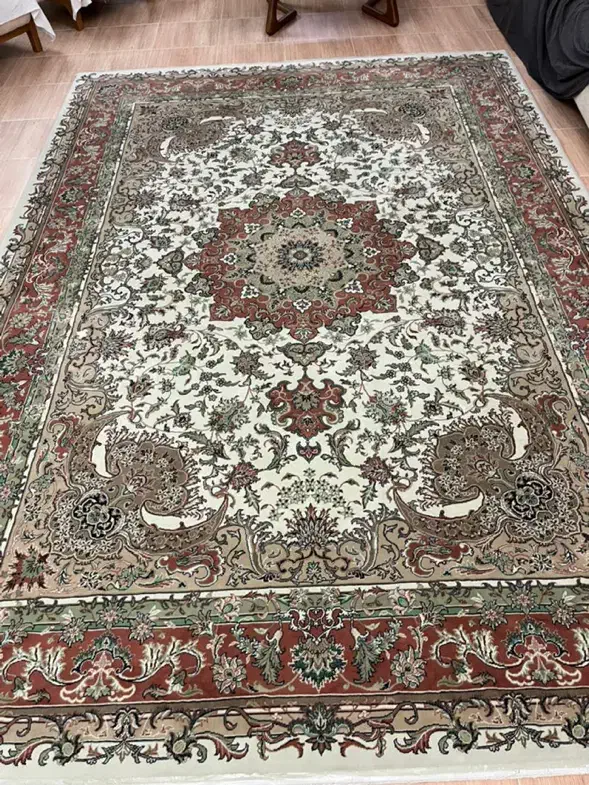 فرش ماشینی ۱۲متری کاملا سالم و تمیز و نو|فرش|ساری, |دیوار