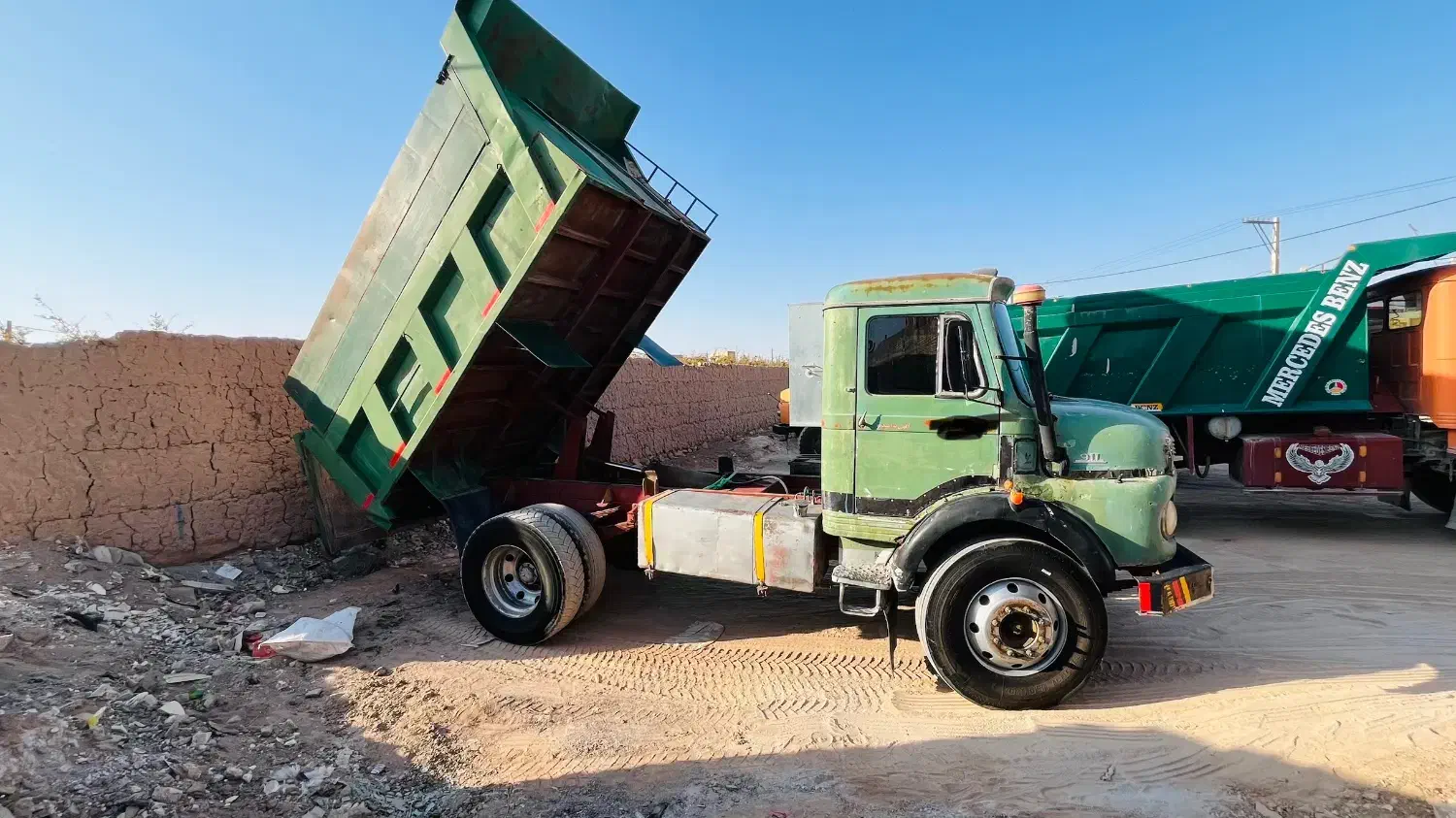 فروش کمپرسی ۹۱۱ مدل ۱۳۵۵|خودرو سنگین|اردکان, |دیوار