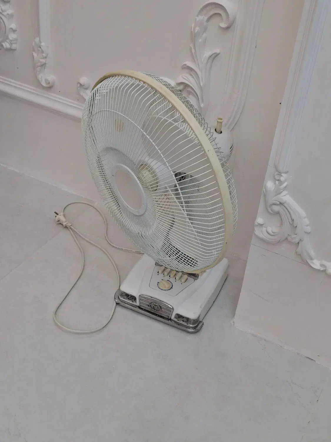 پنکه برقی|پنکه و تصفیهکنندهٔ هوا|اردبیل, |دیوار