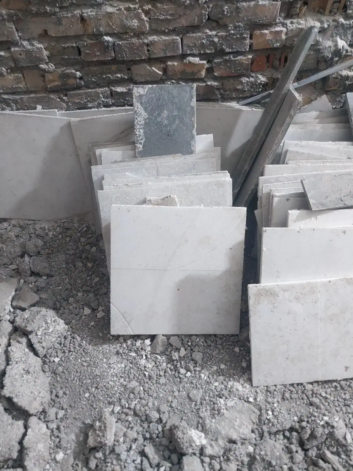 سنگ گرانیت و کف و موزاییک و پنجره آلومینیوم|مصالح و تجهیزات ساختمان|مینودشت, |دیوار