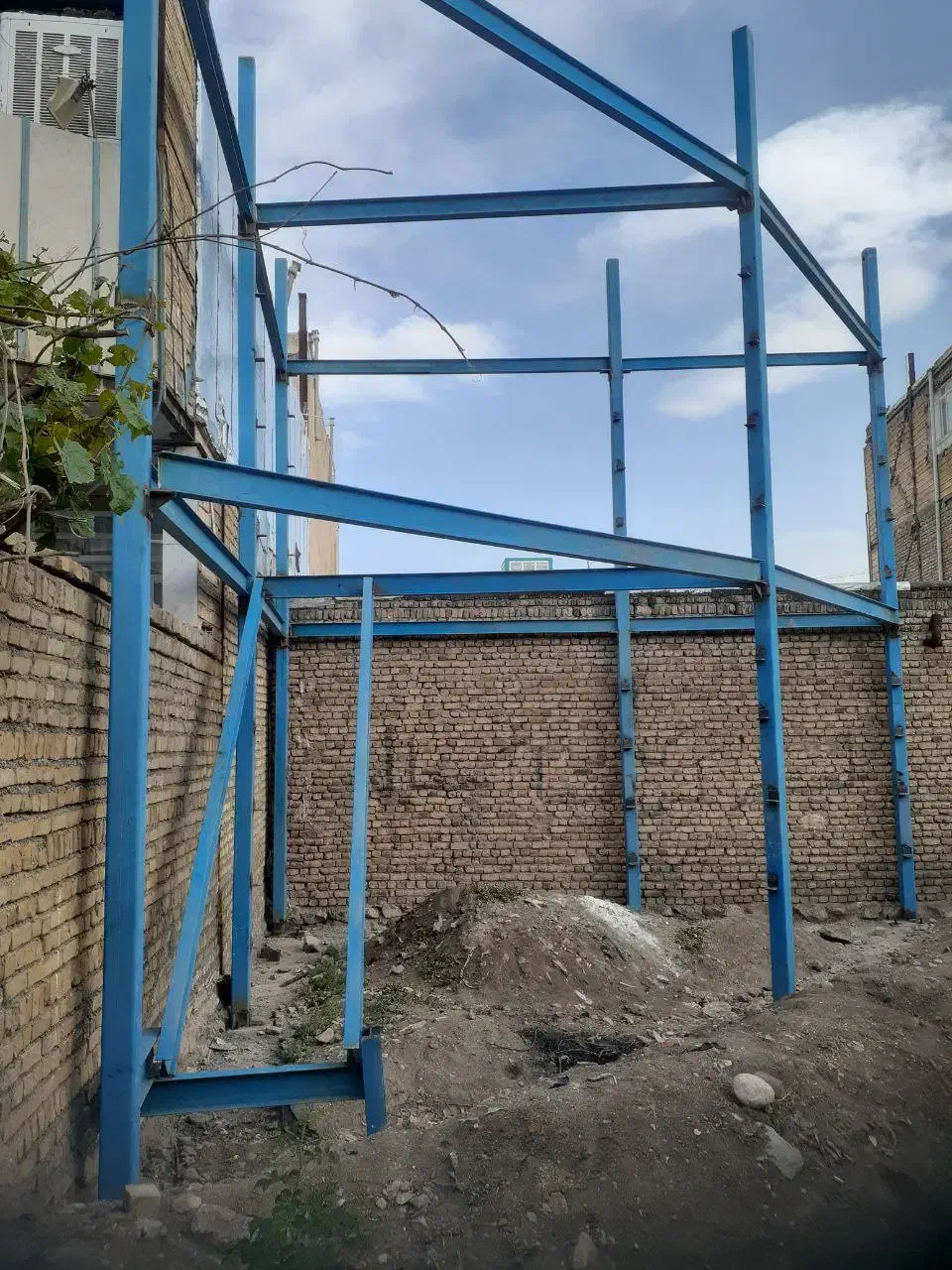 جوشکاری اسکلت سیار و خورده کاری|خدمات پیشه و مهارت|خرمآباد, |دیوار