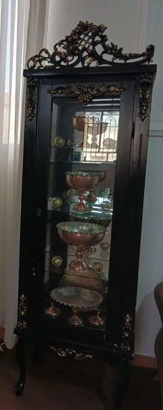 یک عدد بوفه و آینه دروار|بوفه، ویترین، کنسول|تایباد, |دیوار