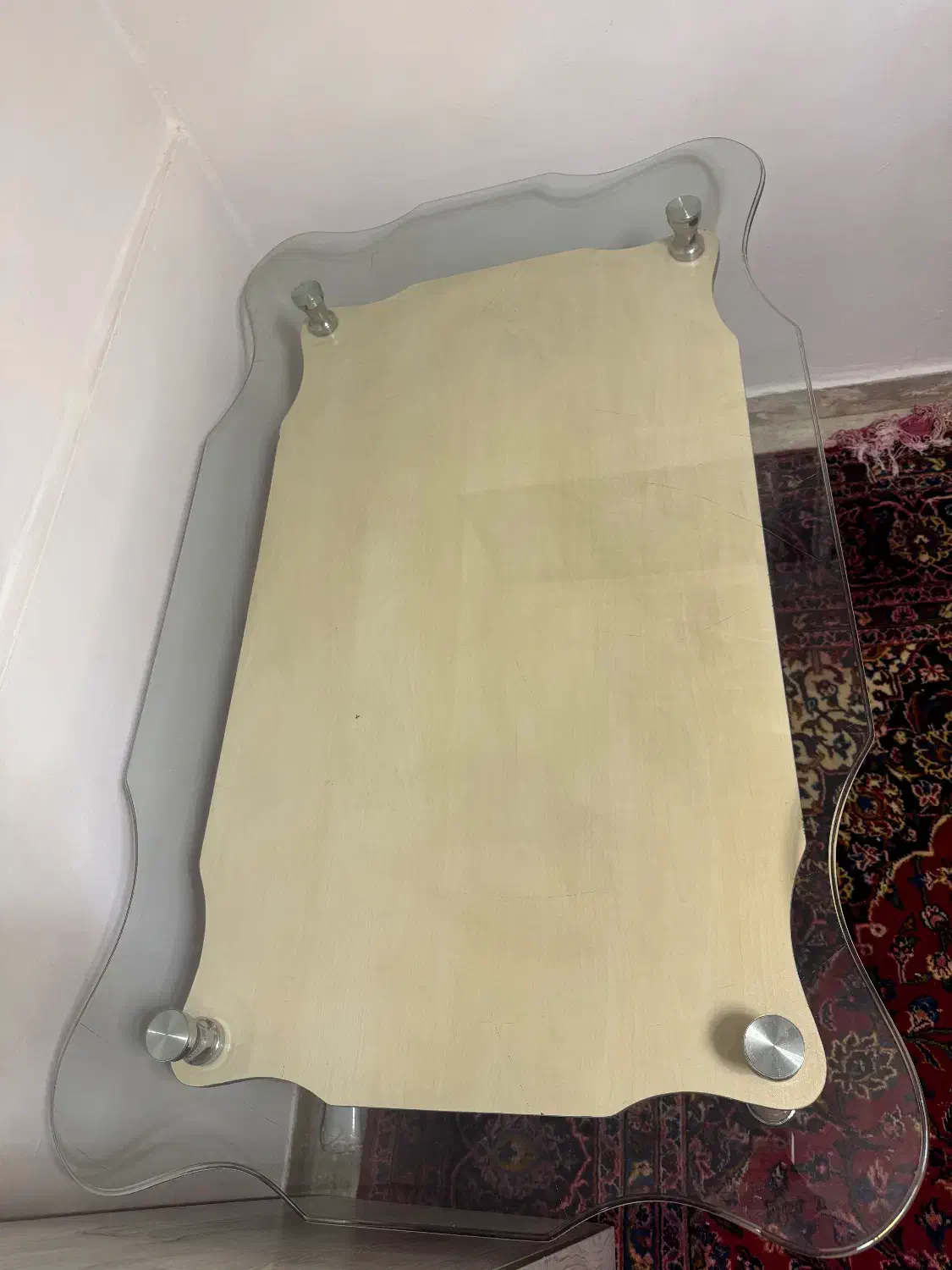 میز غذا خوری ۶ نفره (دو میز و شش صندلی)|میز و صندلی غذاخوری|تهران, فلسطین (میدان انقلاب)|دیوار