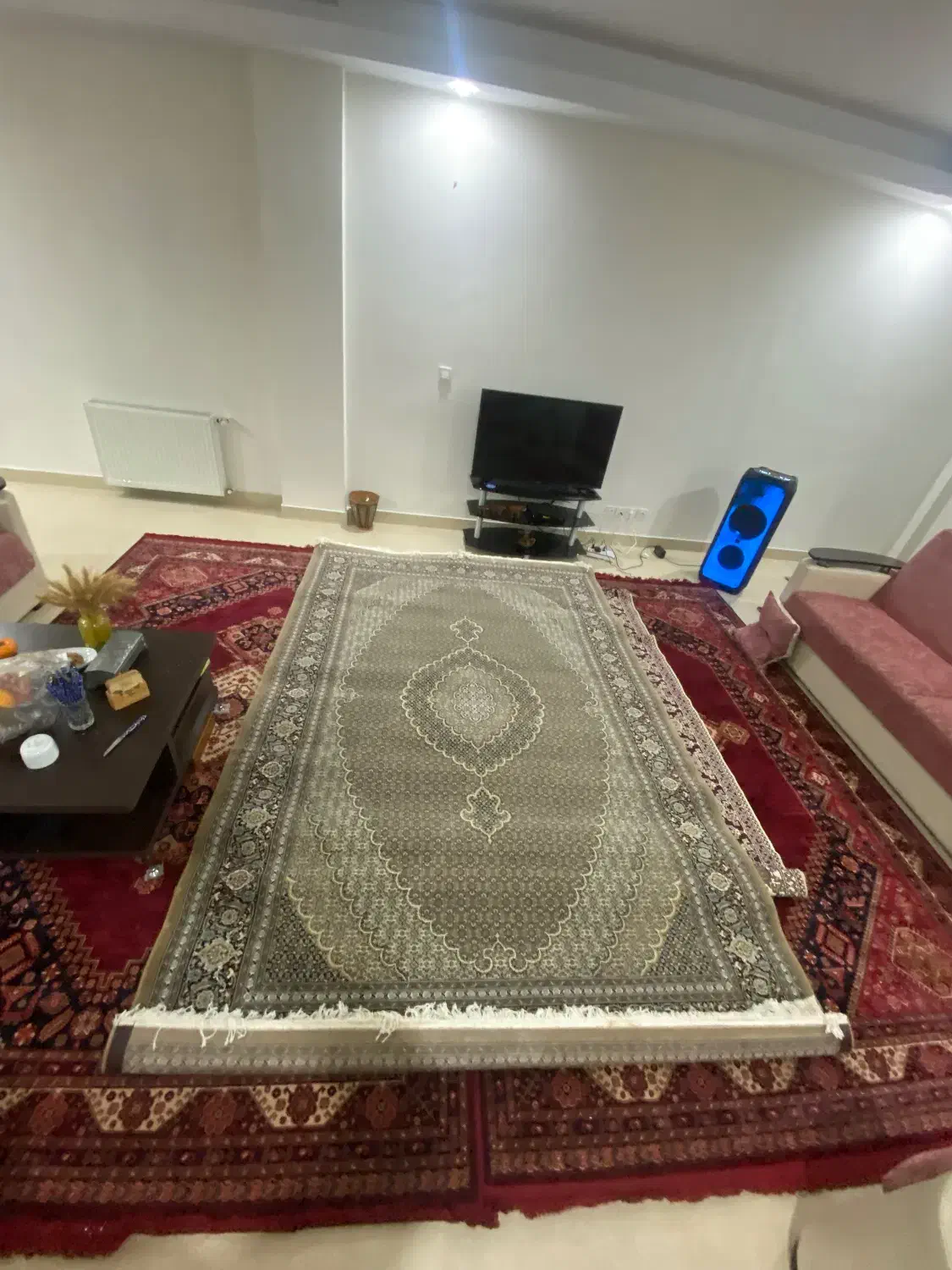 فرش ۶ متری طرح ماهی ( فرش مشهد )|فرش|چابکسر, |دیوار