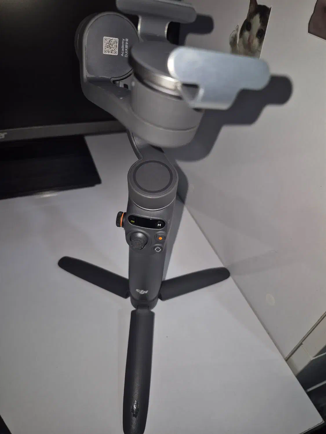 گیمبال dji osmo mobile 6 یکبار استفاده شده|دوربین عکاسی و فیلم‌برداری|آستانه اشرفیه, |دیوار