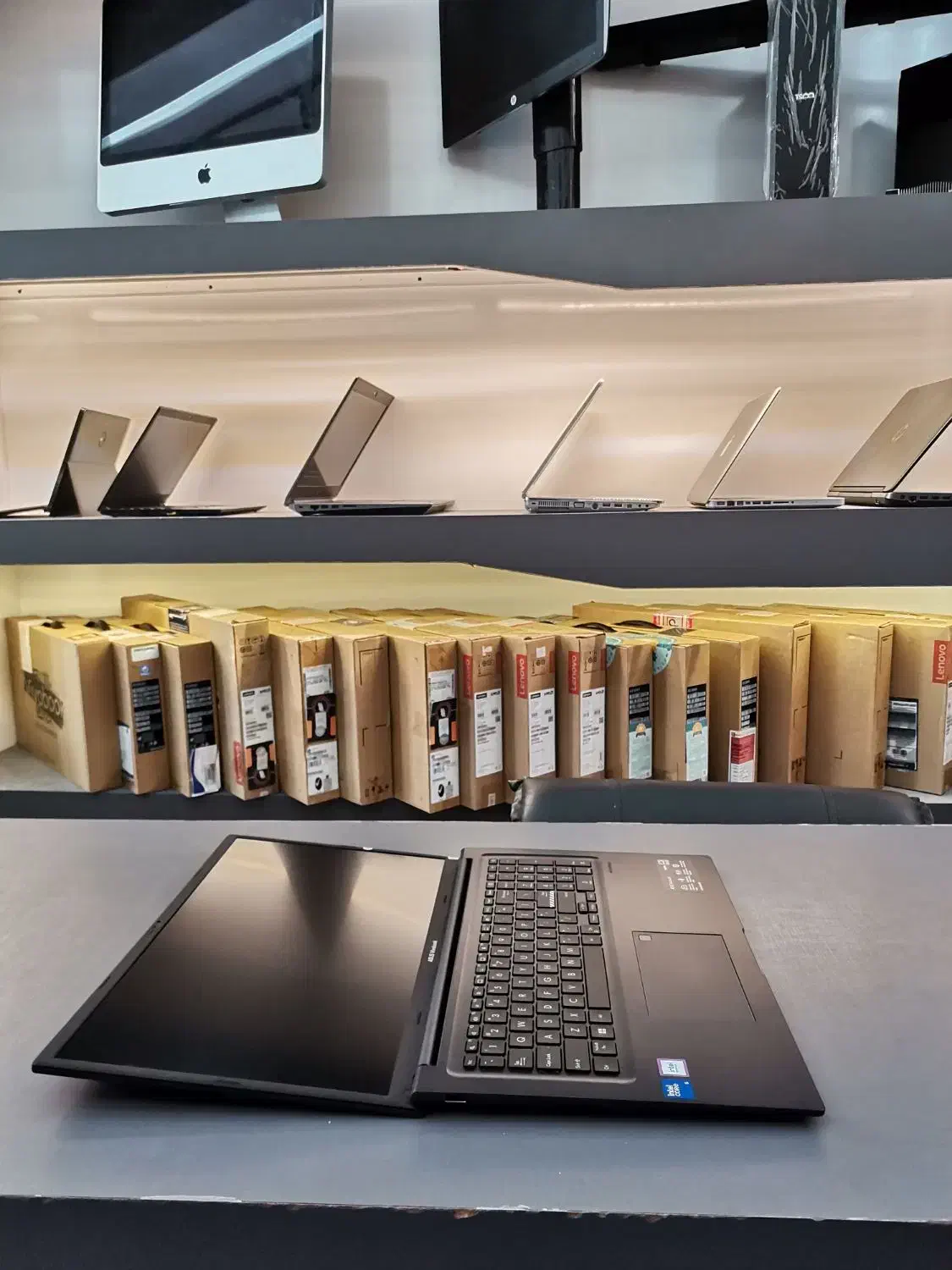 asusویبوبوک آکبندA1504Vبک لایت وIPS|رایانه همراه|یزد, |دیوار