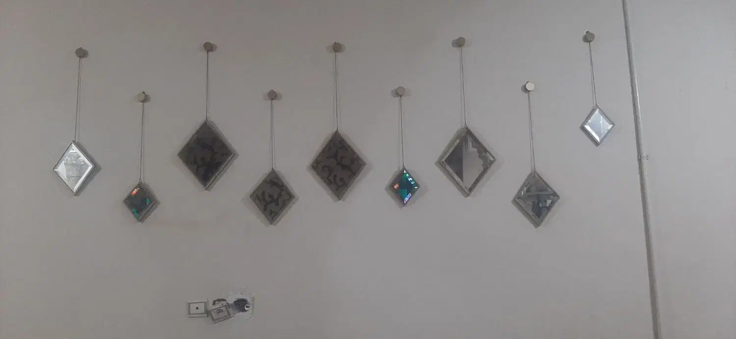 آیینه|آینه|آبادان, |دیوار