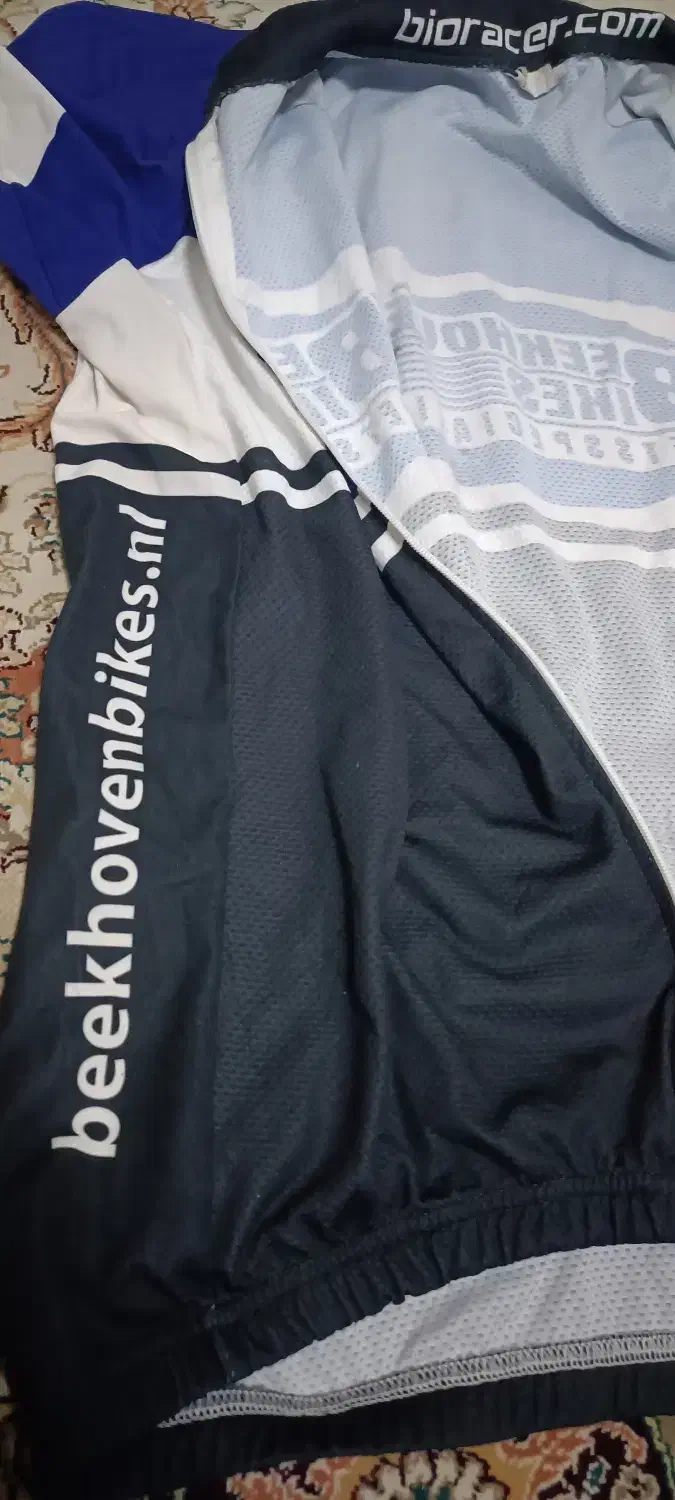 پیراهن دوچرخه سواری|دوچرخه، اسکیت، اسکوتر|پرند, فاز ۰|دیوار