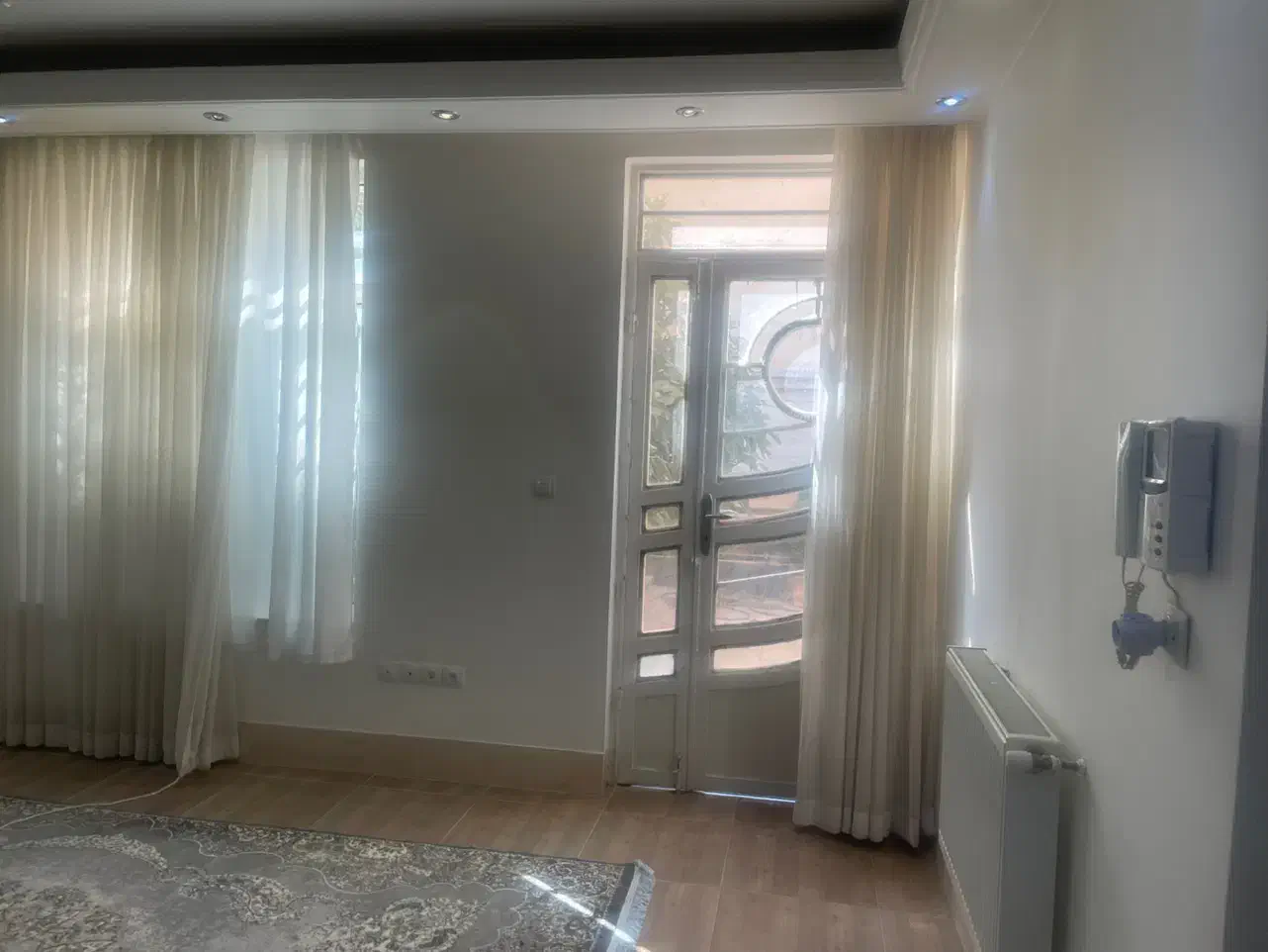 آپارتمان یه خواب بزرگ گلستان شمالی|اجارهٔ آپارتمان|شیراز, شهرک گلستان شمالی|دیوار