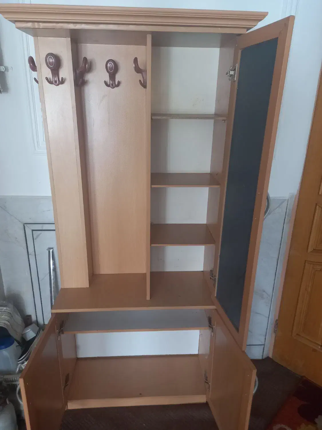 جاکفشی|جاکفشی، کمد، دراور|خمینیشهر, |دیوار