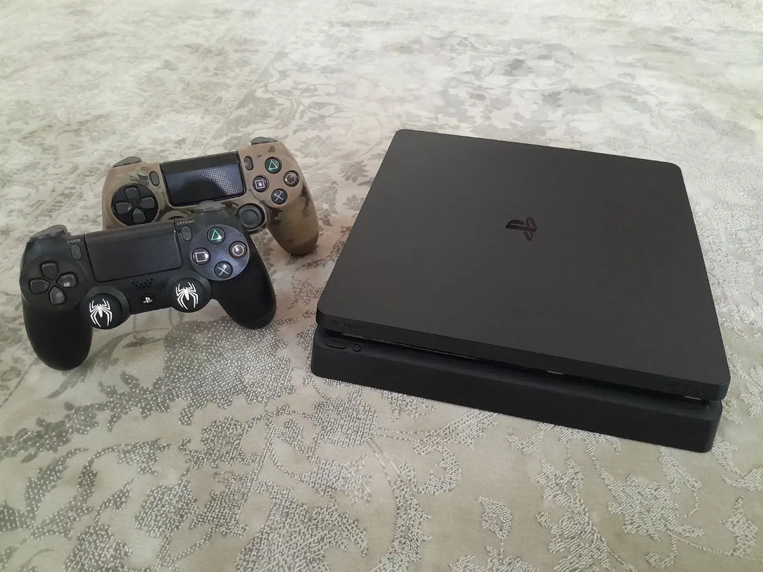PS4اسلیم ۶۰ عدد بازی یک ترا دو دسته|کنسول، بازی ویدئویی و آنلاین|قم, شاه سید علی|دیوار