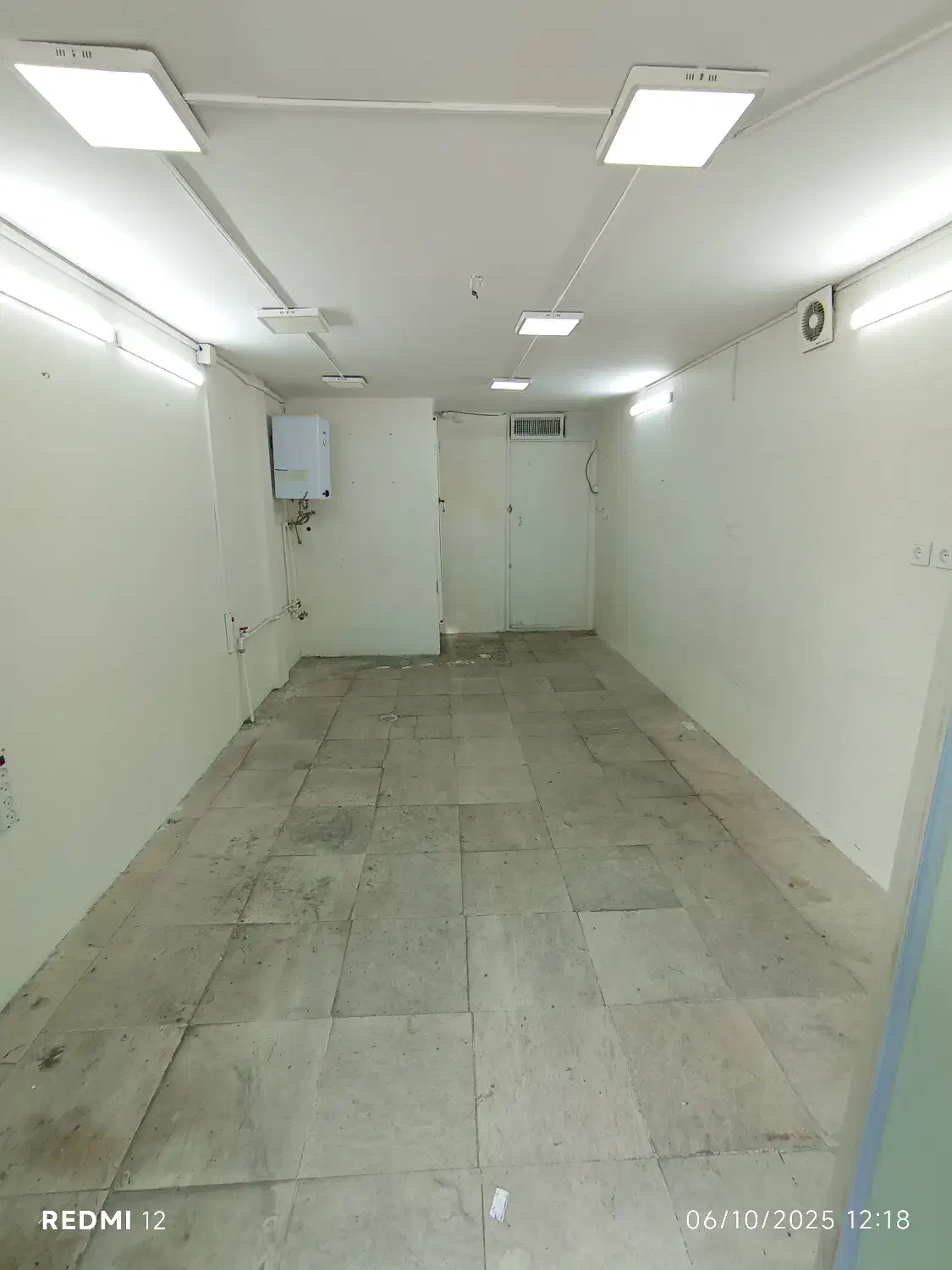 ۲۰ متر مغازه فروشی|فروش مغازه و غرفه|تهران, علم و صنعت|دیوار